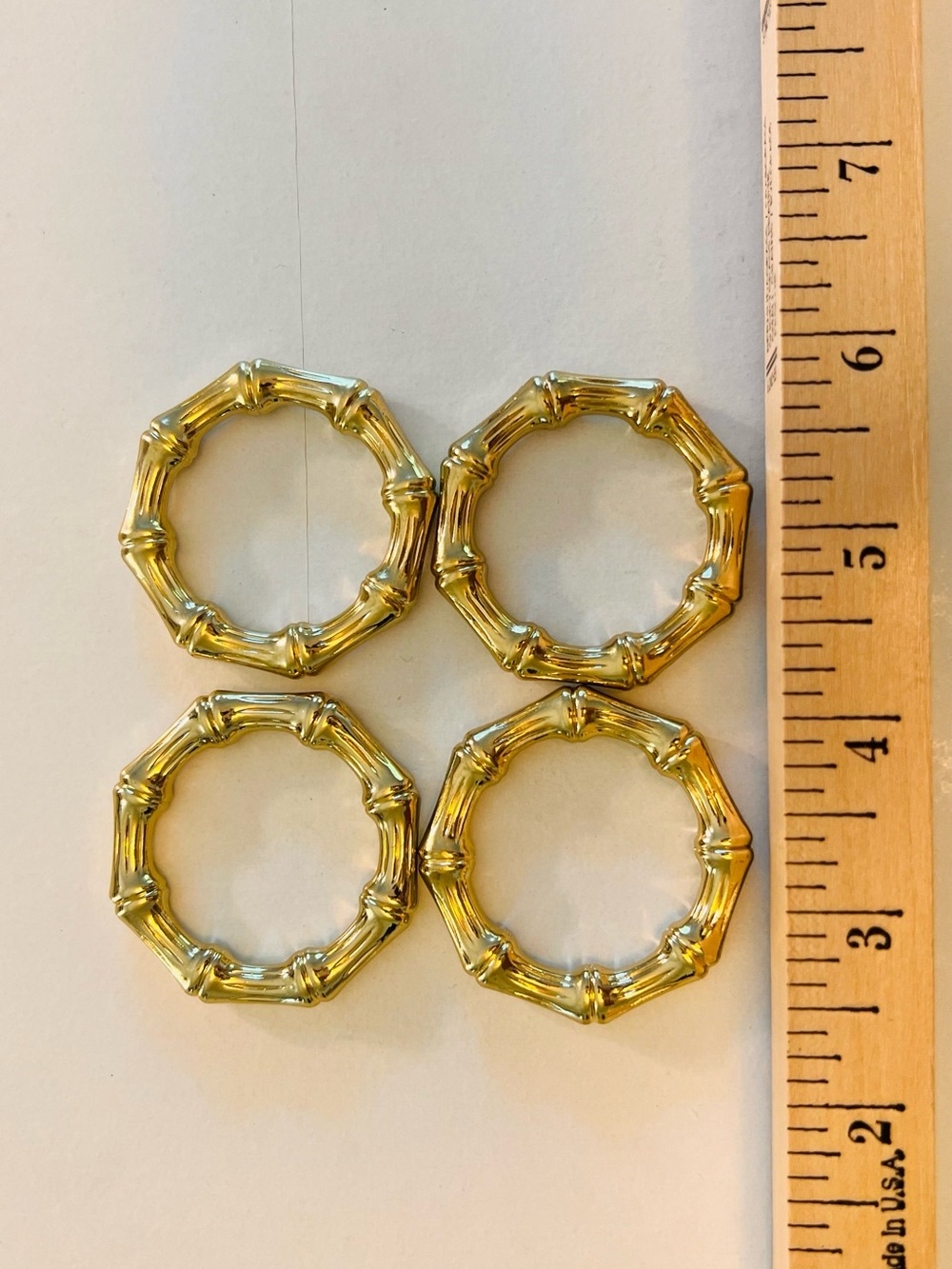 Lilly Pulitzer Gold Bamboo-Style set of 4 napkin rings